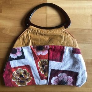 Poppy Valentine floral purse